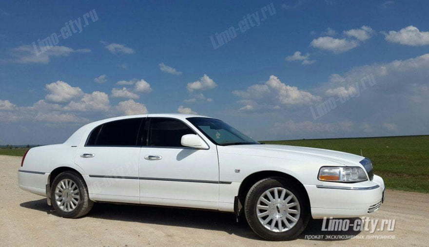 Линкольн Таун кар Эксклюзив до 4 чел., 2013 г. от Limo City 7