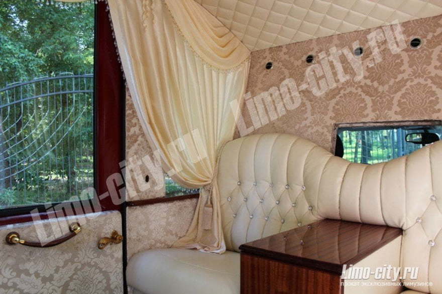 Кадиллак Эскайлед до 5 чел., 2013 г. от Limo City 6