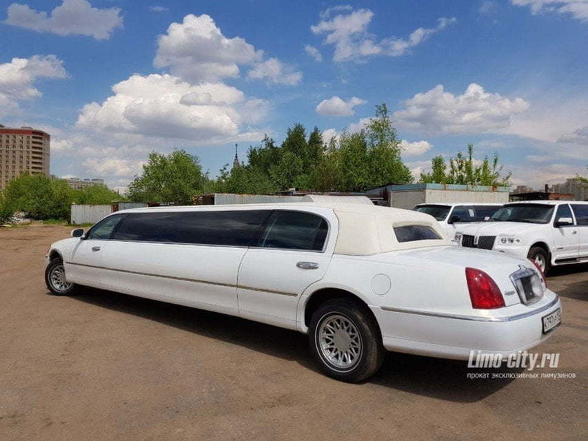 Линкольн Таун кар Белая леди до 11 чел., 2014 г. от Limo City 11