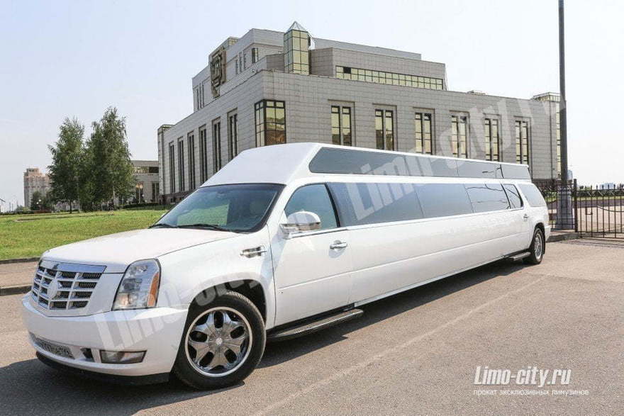 Кадиллак Эскалейд Фаворит до 30 чел., 2016 г. от Limo City 13
