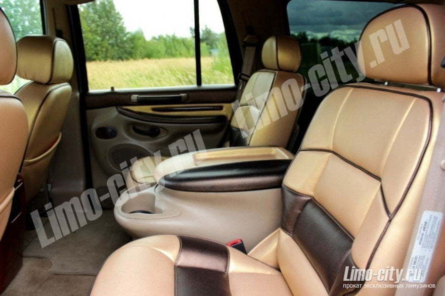 Линкольн Навигатор до 6 чел., 2016 г. от Limo City 2