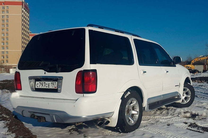 Линкольн Навигатор до 6 чел., 2016 г. от Limo City 5