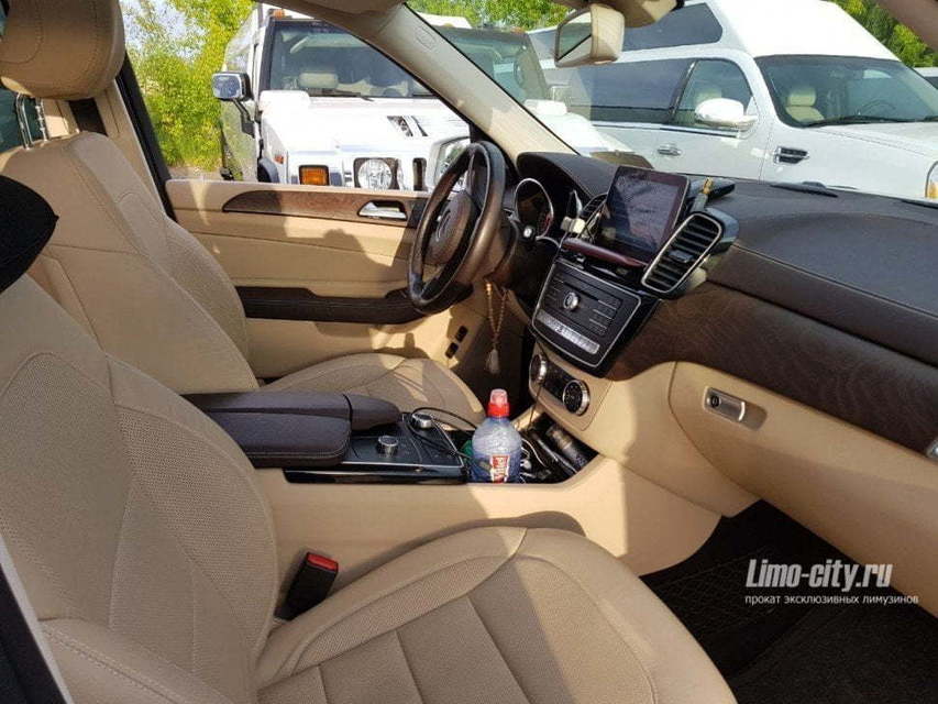 Мерседес GL до 4 чел., 2017 г. от Limo City 8
