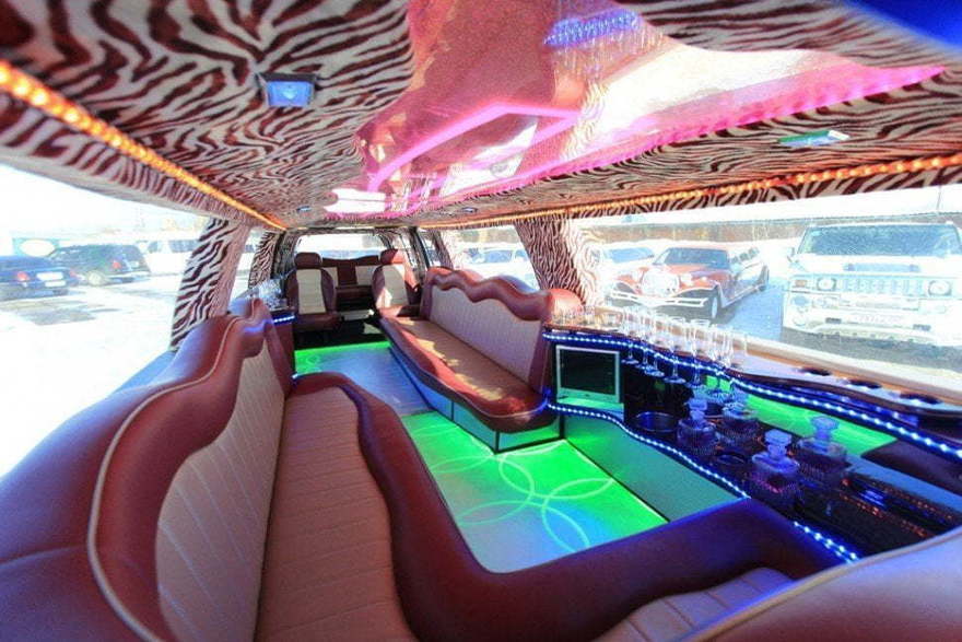 Линкольн Навигатор Диамонд до 18 чел., 2013 г. от Limo City 4