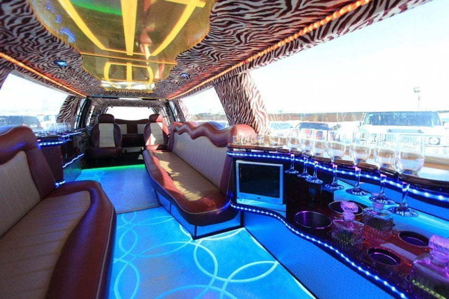 Линкольн Навигатор Диамонд до 18 чел., 2013 г. от Limo City 6