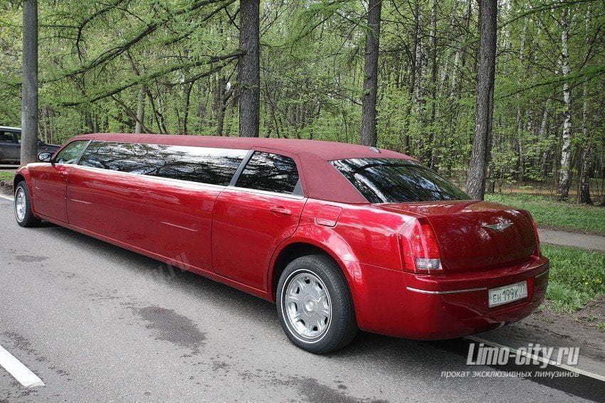 Крайслер 300 С Бордо до 11 чел., 2015 г. от Limo City 9