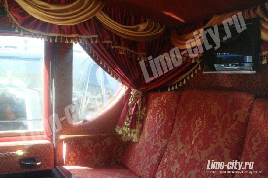 Крайслер 300С до 6 чел., 2011 г. от Limo City 2