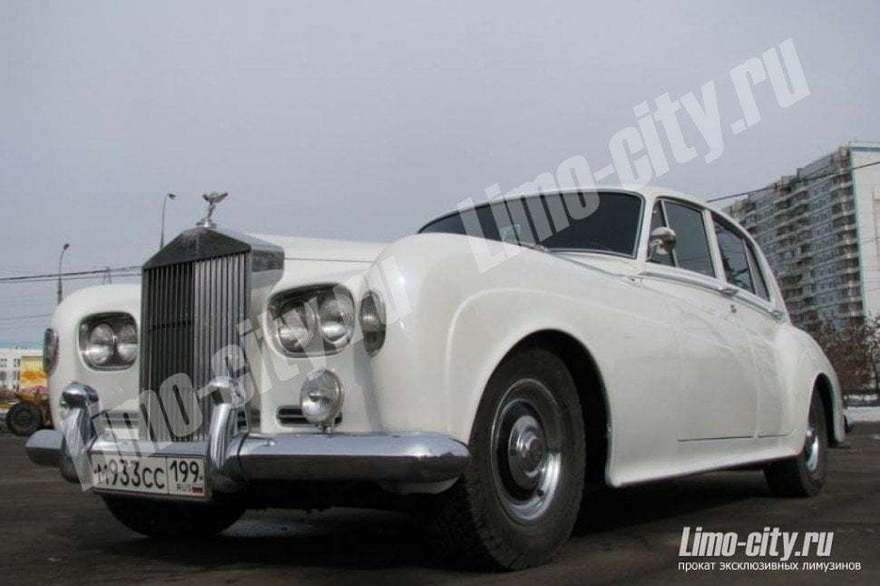 Роллс-Ройс Клоуд до 4 чел., 2013 г. от Limo City 4