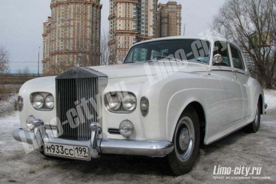 Роллс-Ройс Клоуд до 4 чел., 2013 г. от Limo City 5