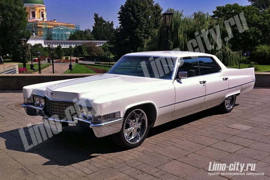 Кадиллак Де Виль Хардтоп до 4 чел., 1967 г. от Limo City 8