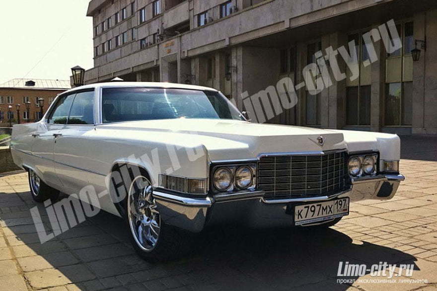Кадиллак Де Виль Хардтоп до 4 чел., 1967 г. от Limo City 12