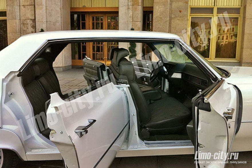 Кадиллак Де Виль Хардтоп до 4 чел., 1967 г. от Limo City 14