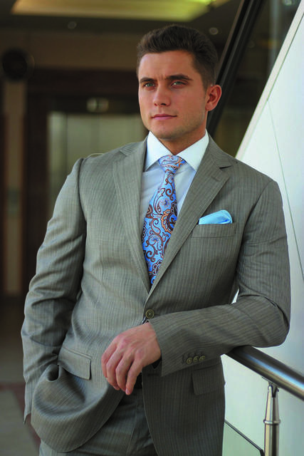 Однобортный, Двойка Свадебный костюм арт.4410 от Салон свадебных костюмов Trimforti 2