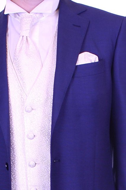 Однобортный, Тройка Свадебный костюм арт.4011 от Салон свадебных костюмов Trimforti 2