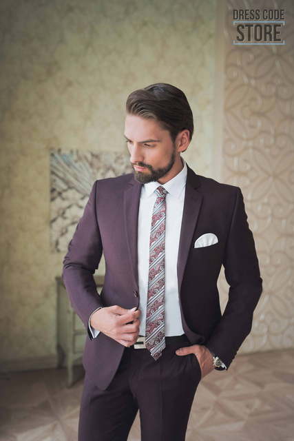 Однобортный, Двойка Свадебный костюм Burgundy от Прокат мужских костюмов Dress Code Rent 4