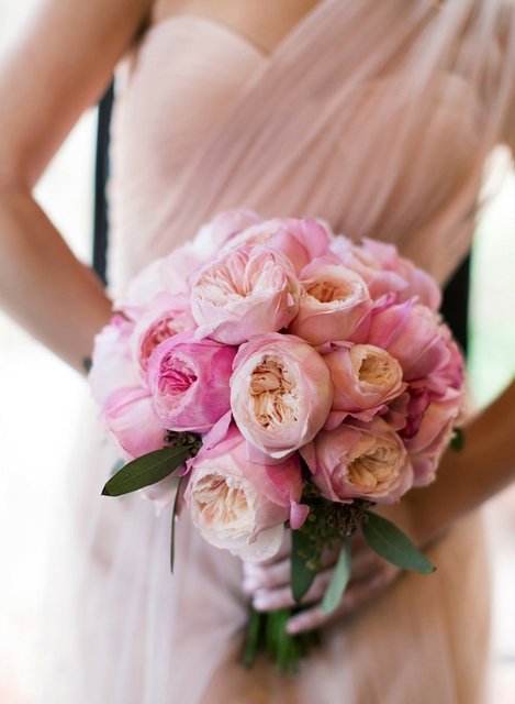 Раскидистый / Растрёпыш, Монобукет из одного вида цветов, Каскадный, Классический круглый name от Студия флористики The flowers 4