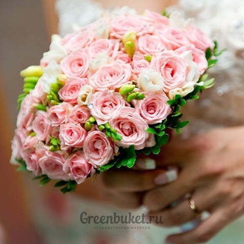 Классический круглый, Монобукет из одного вида цветов name от Green Buket 1