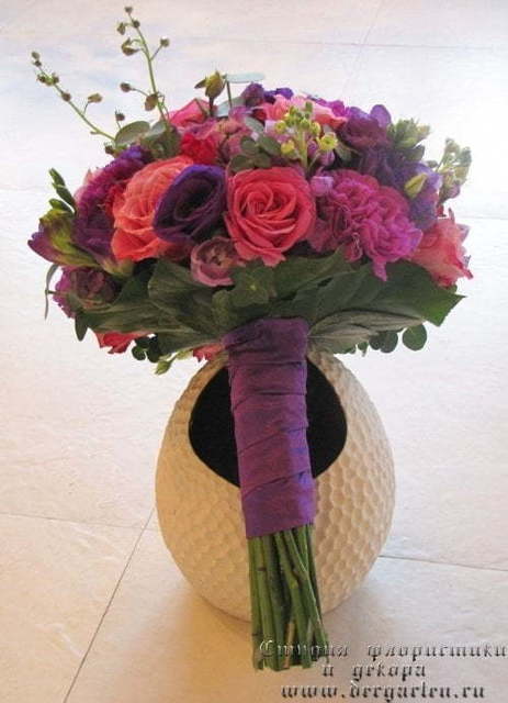 Классический круглый name от Студия декора и флористики Der Garten 3