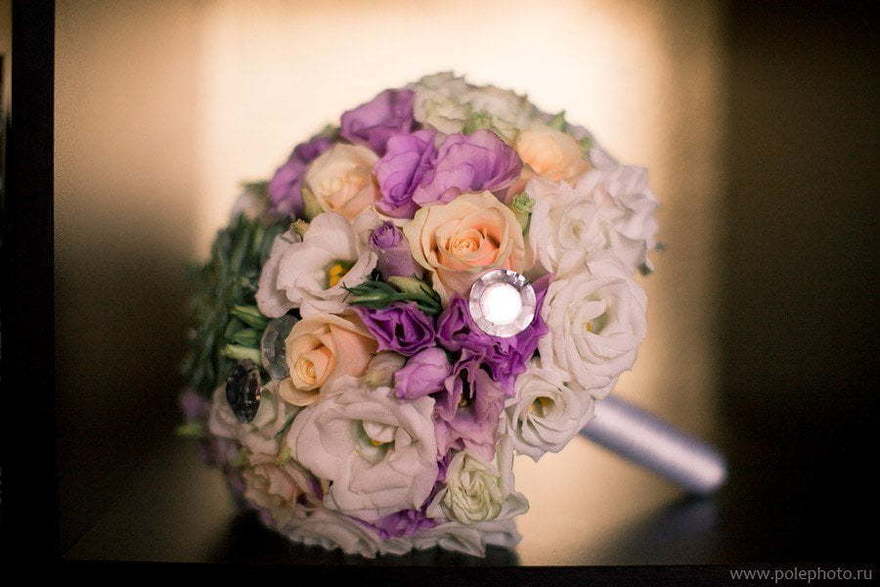 Классический круглый name от Студия цветочного дизайна 2 Florista 2