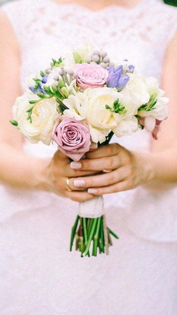 Классический круглый name от Мастерская флористики и декора Fun-Fun Тюльпан 2