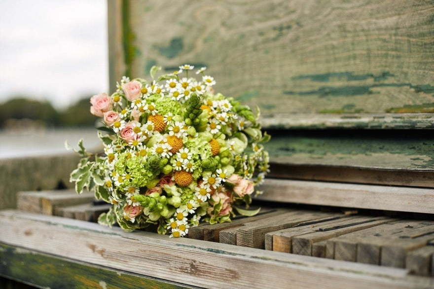 Классический круглый name от Мастерская флористики и декора Fun-Fun Тюльпан 2