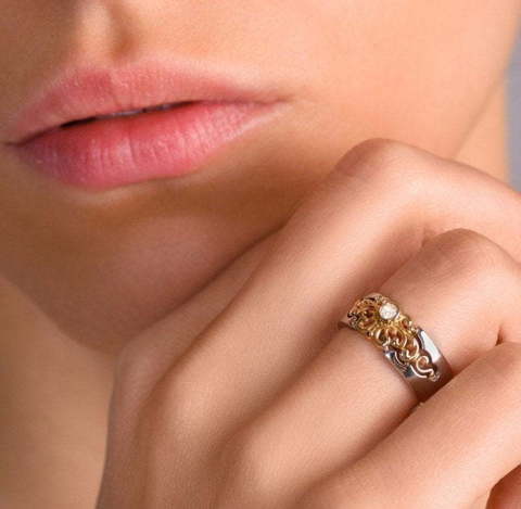 Необычное обручальное кольцо с бриллиантом AOG-obr-698 из Комбинированные от Ювелирный салон Art of glow 2