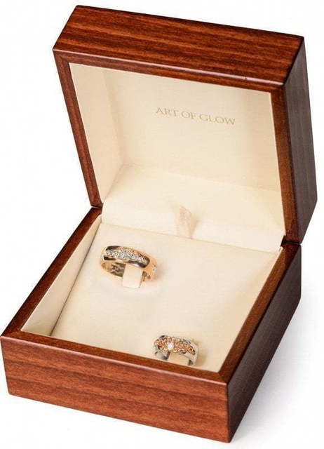 Необычное обручальное кольцо с бриллиантом AOG-obr-698 из Комбинированные от Ювелирный салон Art of glow 4