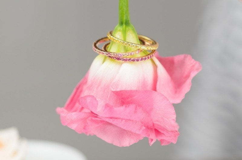 Помолвочное кольцо дорожка с лиловыми сапфирами AOG-YMR-0017 из Розовое (красное) золото от Ювелирный салон Art of glow 2