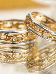 Золотые обручальные кольца AOG-obr-255 из Комбинированные от Ювелирный салон Art of glow 1