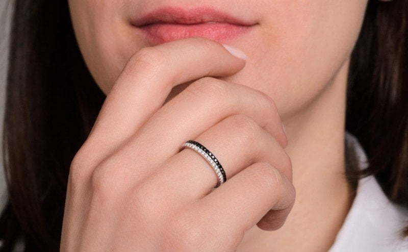 Помолвочное кольцо дорожка с черными бриллиантами AOG-YMR-0013 из Белое золото от Ювелирный салон Art of glow 3