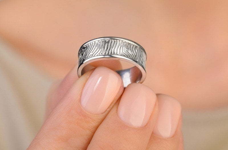 Необычные золотые обручальные кольца aog-wrb-043 из Белое золото от Ювелирный салон Art of glow 2