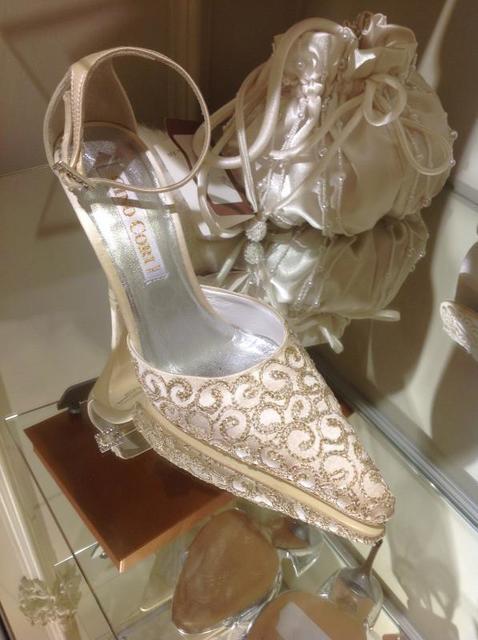 Свадебные туфли 177 naomi золотые от Свадебный салон Wedding Rooms 3