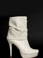 Свадебные сапожки 0337 от Свадебный салон Валенсия 1