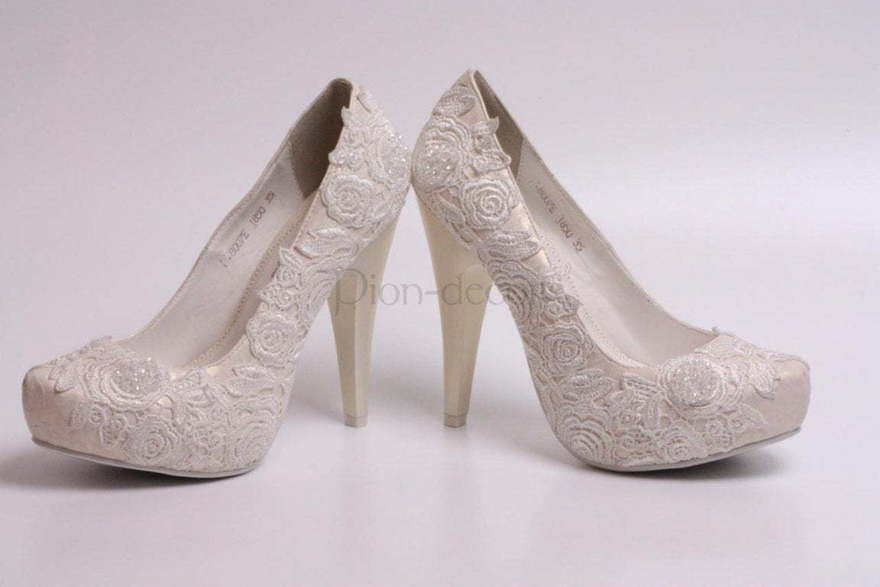 Свадебные туфли цвета айвори от  2
