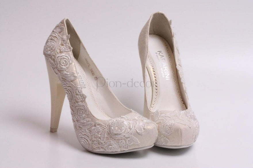 Свадебные туфли цвета айвори от  3