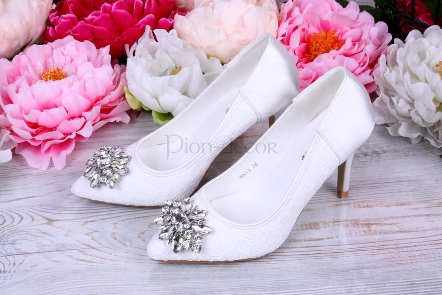 Белые свадебные туфли невесты Dolce от  1