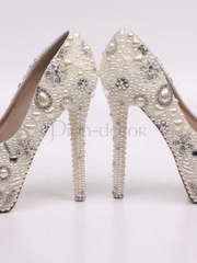 Эксклюзивные жемчужные свадебные туфли от  2
