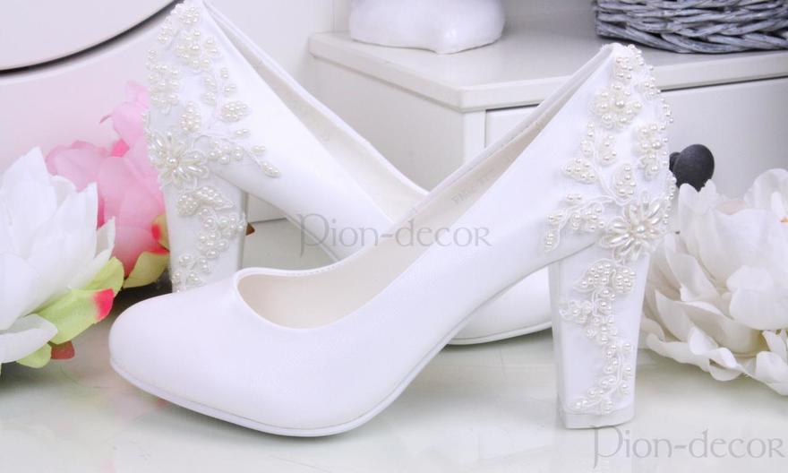 Свадебные туфли на толстом каблуке Isabella белые от  3