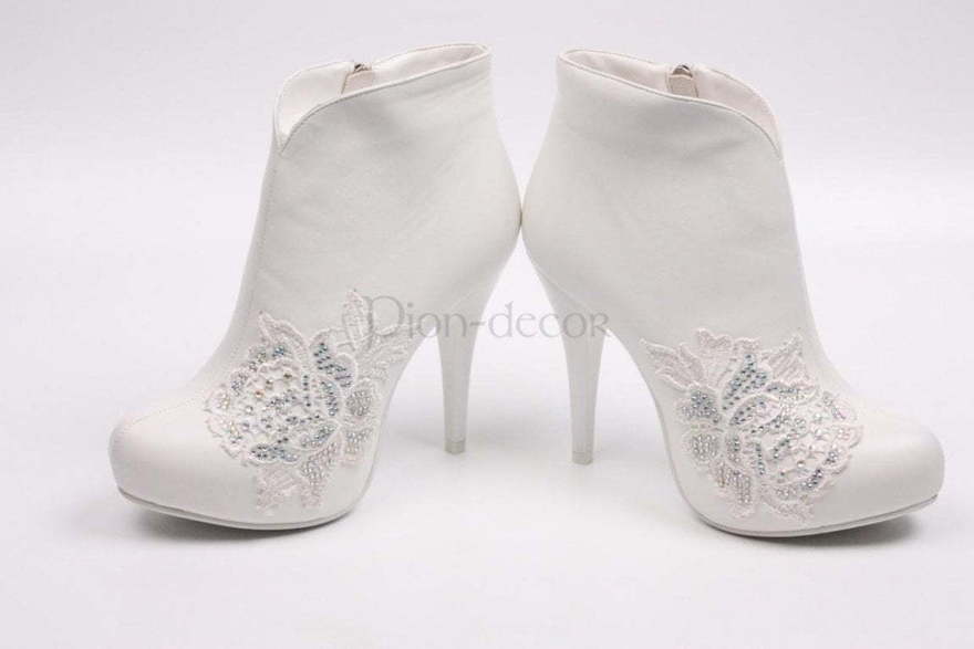 Свадебные ботильоны с розой из страз от  2