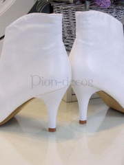 Белые свадебные ботильоны от  2