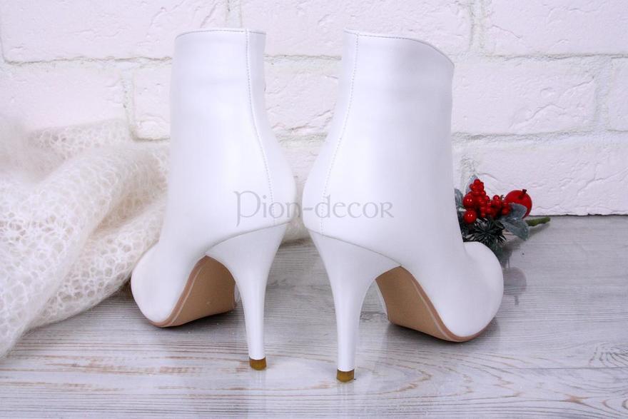Свадебные белые ботильоны от  2