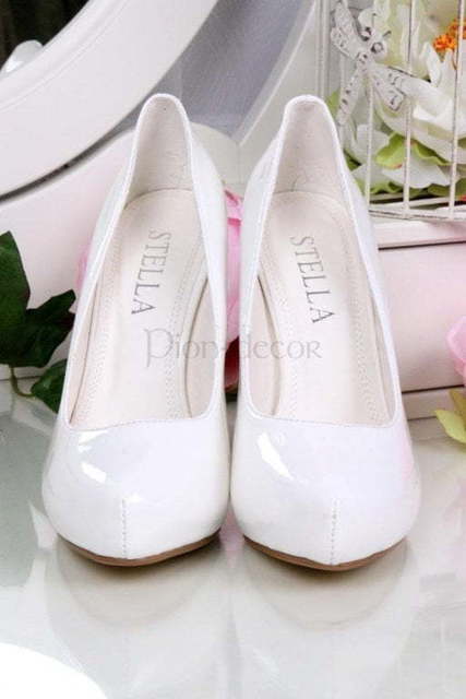 Белые свадебные туфли от  3