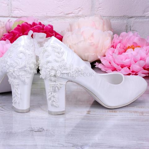 Туфли невесты Classic с жемчугом, айвори на широком каблуке от  2