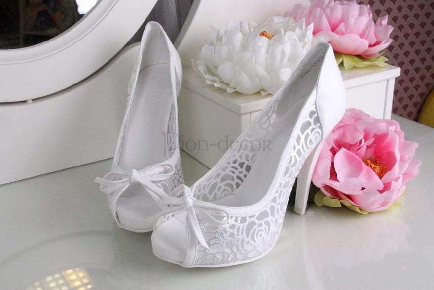 Свадебные босоножки Пионовые от  2
