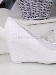 Свадебные туфли Пионы на мини танкетке от  2