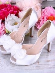 Свадебные туфельки невесты Mischka от  1