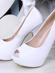 Свадебные туфли Viva белые, с открытым пальцем от  1