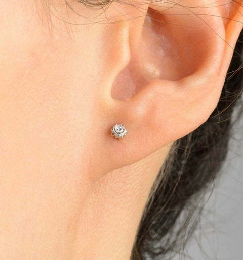 Серьги пусеты в виде звездочек с бриллиантами AOG-SE-0012W из Белое золото от Ювелирный салон Art of glow 2