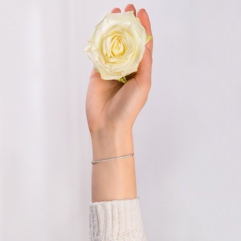 Тонкий браслет с бриллиантовой дорожкой AOG-YMB-0003 из Белое золото от Ювелирный салон Art of glow 2