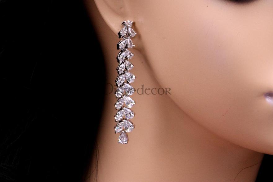 Серьги с цирконами Mercato из Посеребренная бижутерия от  2